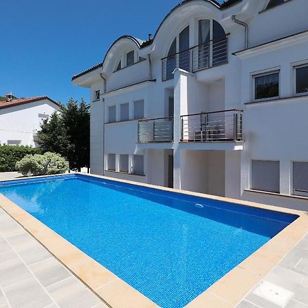 Sea View Apartment In Ičići Buitenkant foto