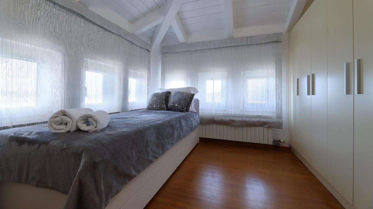 Sea View Apartment In Ičići Buitenkant foto